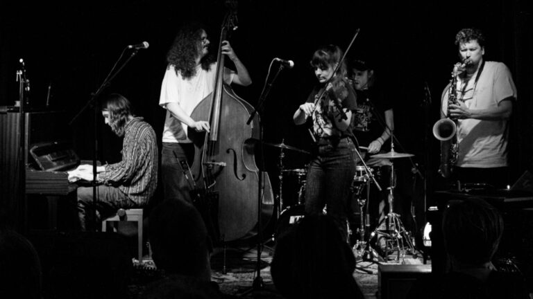 Bild för event - Oiro Pena & Phardah